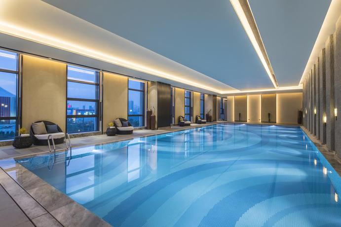 Imagen de la piscina del Hotel Crowne Plaza Harbin Songbei, An Ihg. Foto 10