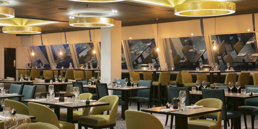 Imagen del bar/restaurante del Hotel Crowne Plaza Harrogate, An Ihg. Foto 4