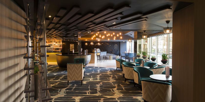 Imagen del bar/restaurante del Hotel Crowne Plaza Harrogate, An Ihg. Foto 6