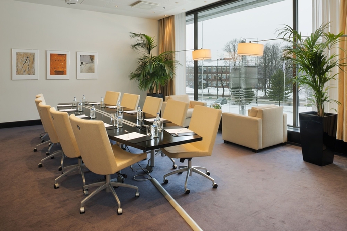 Imagen de los interiores del Hotel Crowne Plaza Helsinki- Hesperia, An Ihg. Foto 12