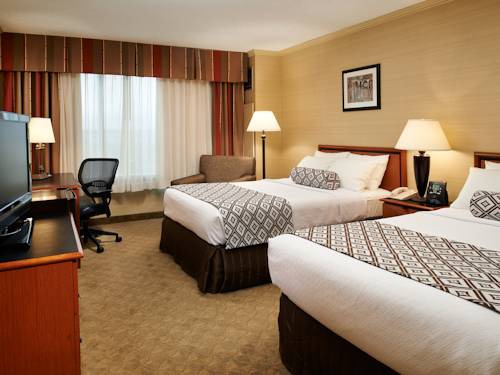Imagen de la habitación del Hotel Crowne Plaza Hotels & Resorts Auburn Hills. Foto 6