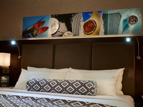 Imagen de la habitación del Hotel Crowne Plaza Hotels & Resorts Auburn Hills. Foto 8