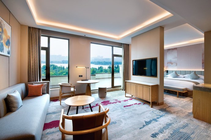 Imagen de la habitación del Hotel Crowne Plaza Huzhou. Foto 2