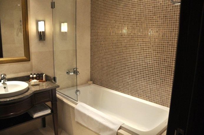 Imagen general del Hotel Crowne Plaza Istanbul Asia. Foto 11