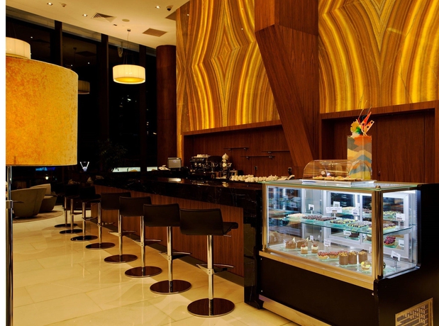 Imagen del bar/restaurante del Hotel Crowne Plaza Istanbul - Harbiye, An Ihg. Foto 3