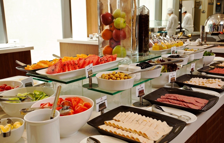 Imagen del bar/restaurante del Hotel Crowne Plaza Istanbul - Harbiye, An Ihg. Foto 4