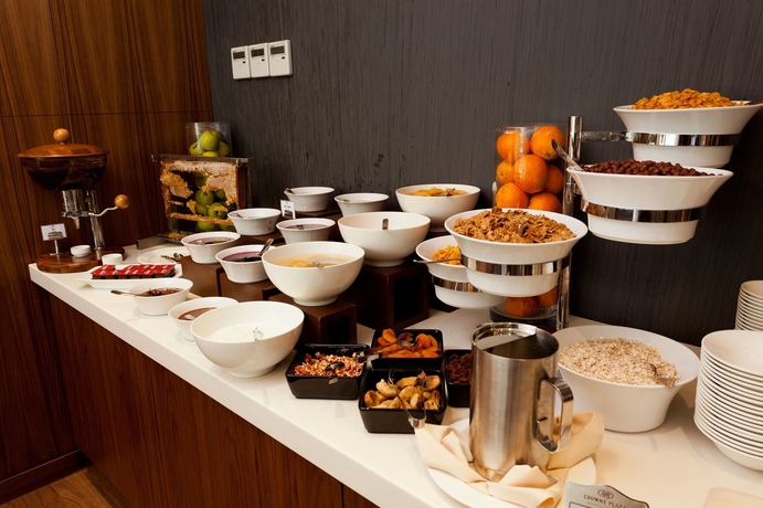 Imagen del bar/restaurante del Hotel Crowne Plaza Istanbul - Harbiye, An Ihg. Foto 5