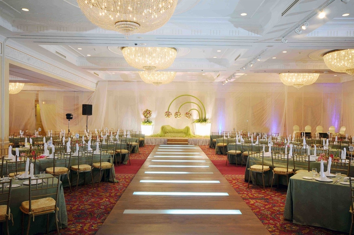 Imagen de los interiores del Hotel Crowne Plaza Jeddah, An Ihg. Foto 9