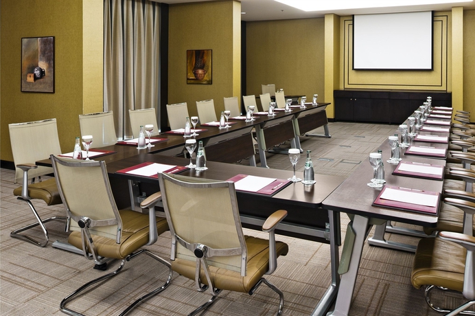 Imagen de los interiores del Hotel Crowne Plaza Jeddah, An Ihg. Foto 11