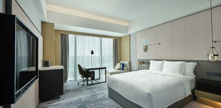 Imagen de la habitación del Hotel Crowne Plaza Jiangmen Binjiang, An Ihg. Foto 9