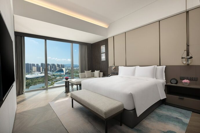 Imagen de la habitación del Hotel Crowne Plaza Jiangmen Binjiang, An Ihg. Foto 16