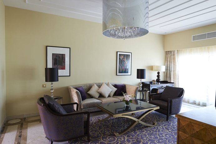 Imagen de la habitación del Hotel Crowne Plaza Jordan Dead Sea Resort and Spa, An Ihg. Foto 15