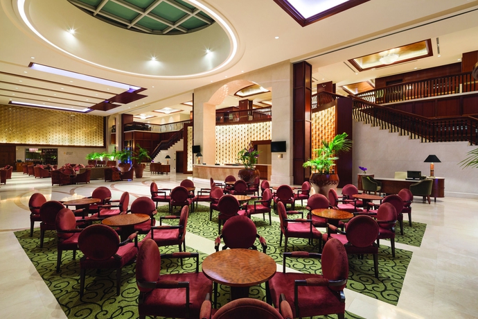 Imagen de los interiores del Hotel Crowne Plaza Jumeirah Dubai. Foto 12