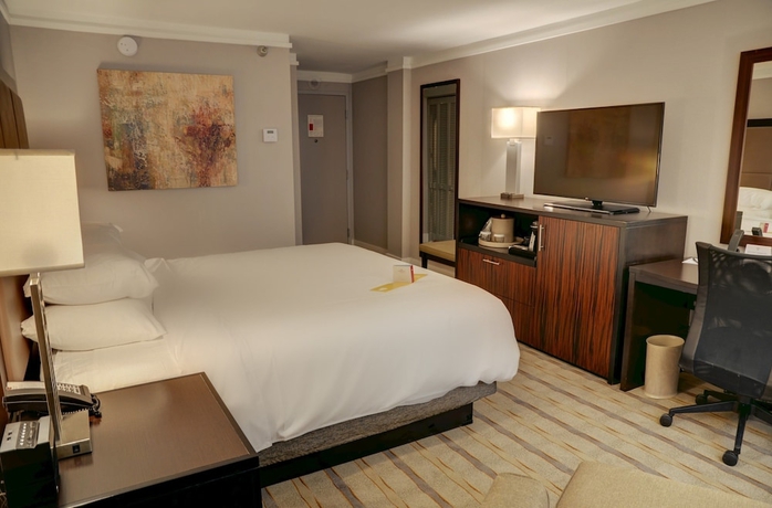 Imagen de la habitación del Hotel Crowne Plaza Knoxville Downtown University, An Ihg. Foto 8