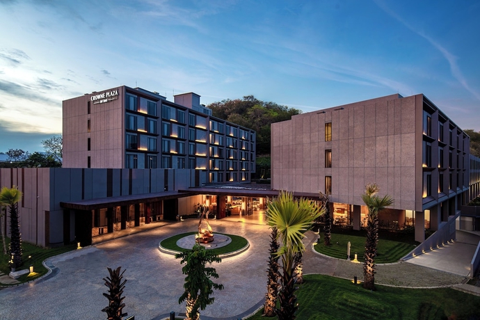 Imagen general del Hotel Crowne Plaza Labuan Bajo by IHG. Foto 1