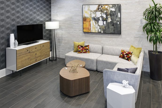 Imagen de los interiores del Hotel Crowne Plaza Lansing, An Ihg. Foto 19
