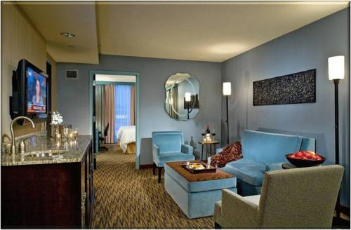 Imagen de la habitación del Hotel Crowne Plaza Lombard Downers Grove. Foto 1