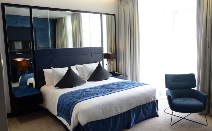 Imagen de la habitación del Hotel Crowne Plaza London - Battersea.. Foto 2