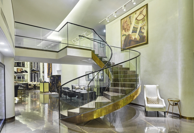 Imagen de los interiores del Hotel Crowne Plaza London - Battersea.. Foto 13