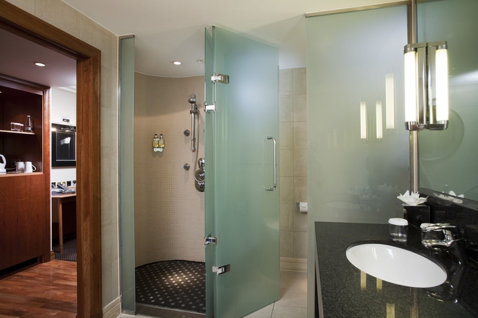 Imagen de la habitación del Hotel Crowne Plaza London Heathrow. Foto 6