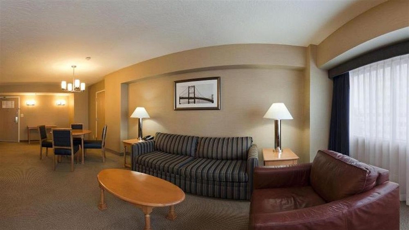 Imagen de los interiores del Hotel Crowne Plaza Los Angeles Harbor , An Ihg. Foto 14