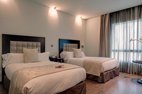 Imagen de la habitación del Hotel Crowne Plaza Madrid Airport, An Ihg. Foto 16