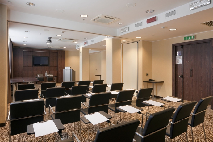 Imagen de los interiores del Hotel Crowne Plaza Milan City, An Ihg. Foto 2