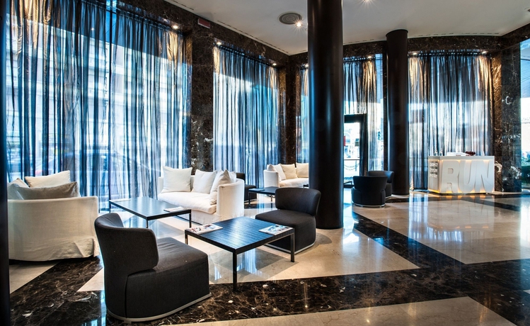 Imagen de los interiores del Hotel Crowne Plaza Milan City, An Ihg. Foto 4