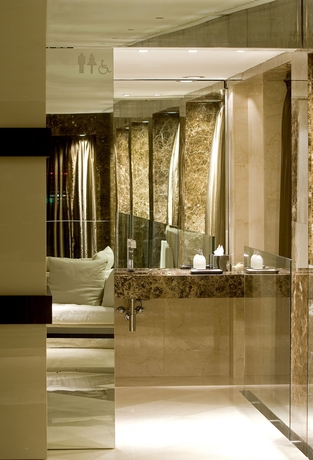 Imagen de los interiores del Hotel Crowne Plaza Milan City, An Ihg. Foto 5