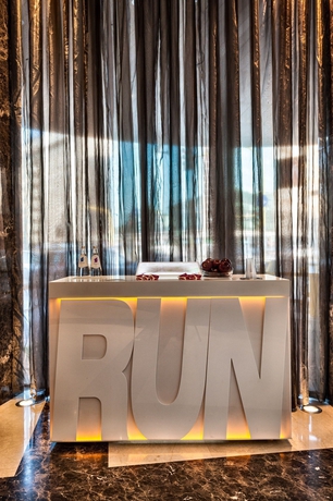 Imagen de la piscina del Hotel Crowne Plaza Milan City, An Ihg. Foto 16