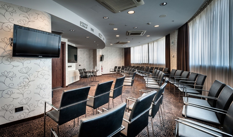 Imagen de los interiores del Hotel Crowne Plaza Milan City, An Ihg. Foto 9