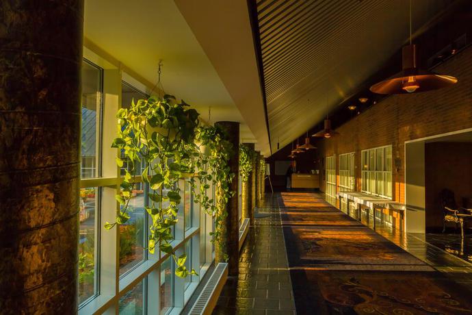 Imagen de los interiores del Hotel Crowne Plaza Minneapolis West, An Ihg. Foto 11