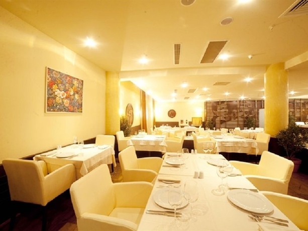 Imagen general del Hotel Crowne Plaza Minsk, An Ihg. Foto 5