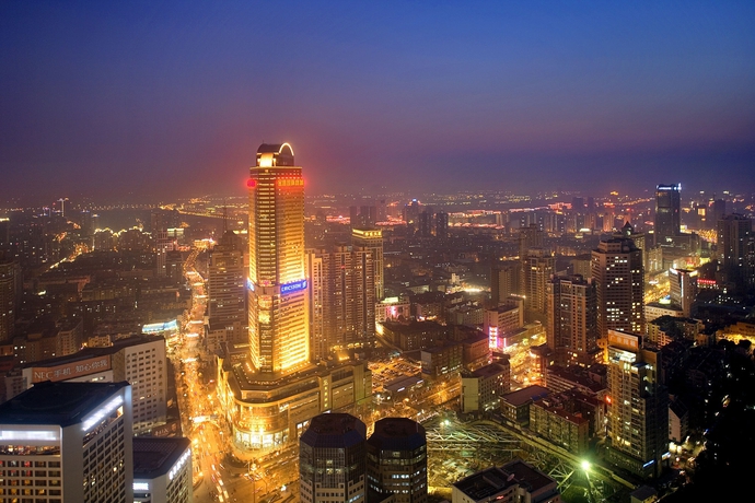 Imagen de los exteriores del Hotel Crowne Plaza Nanjing Hotel & Suites. Foto 9