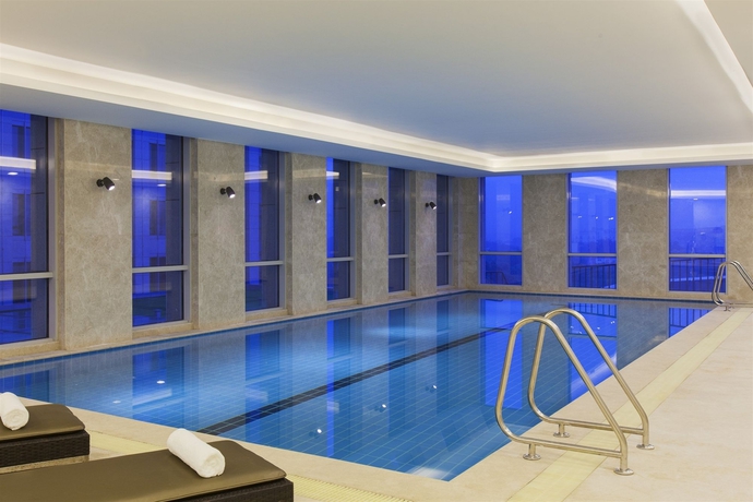 Imagen de la piscina del Hotel Crowne Plaza Nanjing Jiangning, An Ihg. Foto 16