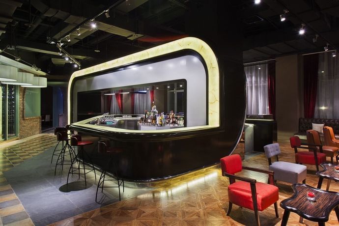 Imagen del bar/restaurante del Hotel Crowne Plaza Nanjing Jiangning, An Ihg. Foto 5