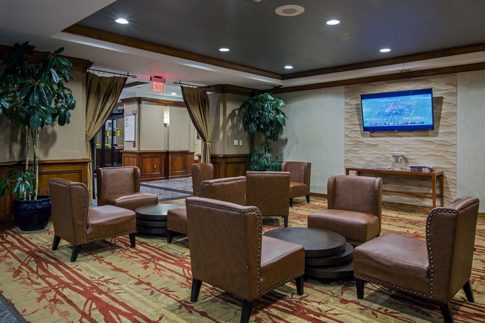 Imagen de los interiores del Hotel Crowne Plaza Newark Airport. Foto 16
