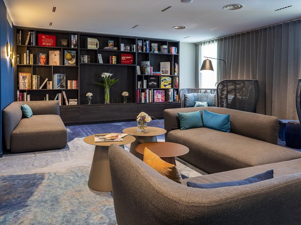 Imagen de los interiores del Hotel Crowne Plaza Nice Grand Arenas, an IHG. Foto 17