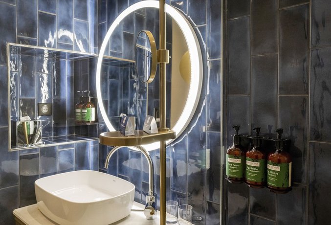 Imagen de la habitación del Hotel Crowne Plaza Nice Grand Arenas, an IHG. Foto 12