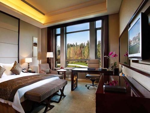 Imagen de la habitación del Hotel Crowne Plaza Ordos. Foto 11