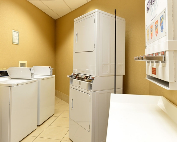 Imagen de los interiores del Hotel Crowne Plaza Orlando - Lake Buena Vista , An Ihg. Foto 16