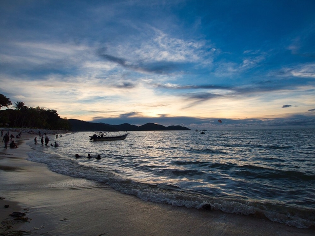 Imagen de los exteriores del Hotel Crowne Plaza Penang Straits City, An Ihg. Foto 17