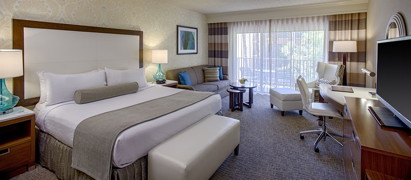 Imagen de la habitación del Hotel Crowne Plaza Phoenix - Chandler Golf Resort, An Ihg. Foto 8