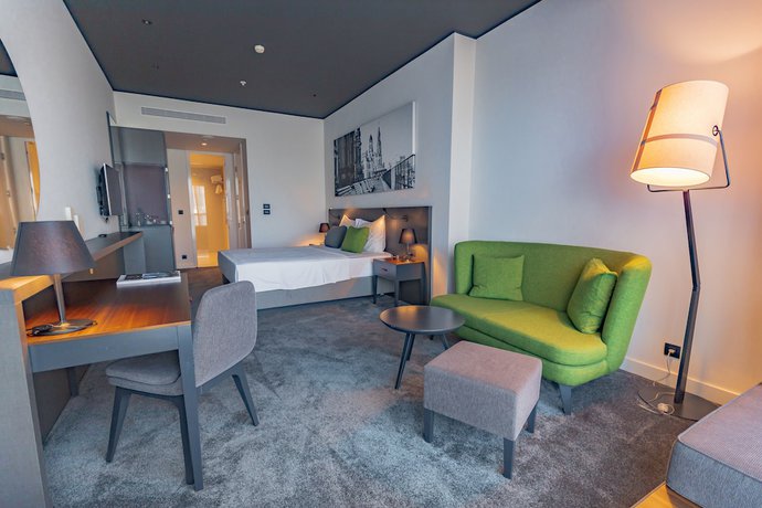 Imagen de la habitación del Hotel Crowne Plaza Podgorica by IHG. Foto 3