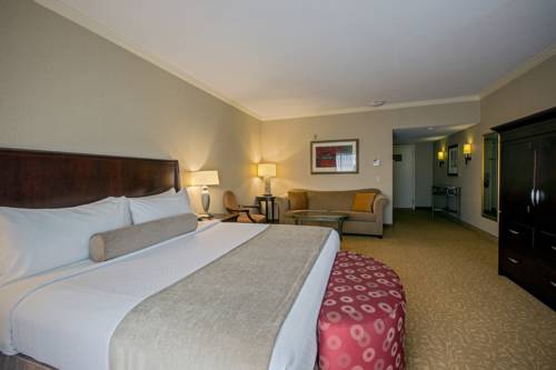 Imagen de la habitación del Hotel Crowne Plaza Providence-warwick (airport). Foto 1