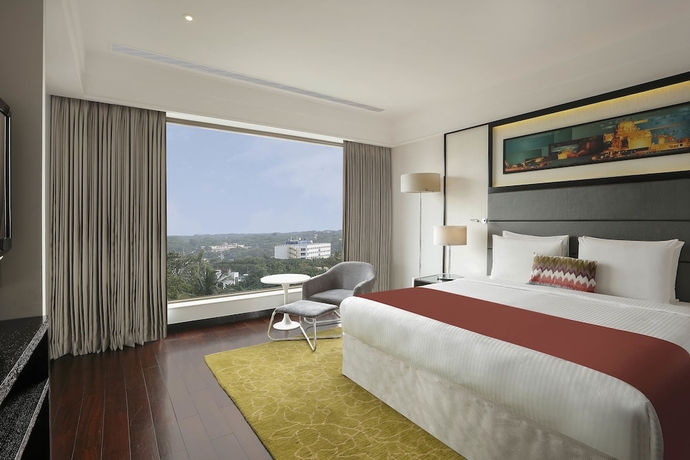 Imagen de la habitación del Hotel Crowne Plaza Pune City Centre, An Ihg. Foto 5