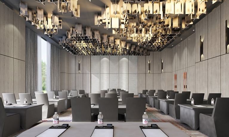 Imagen de los interiores del Hotel Crowne Plaza Qidong, An Ihg. Foto 19