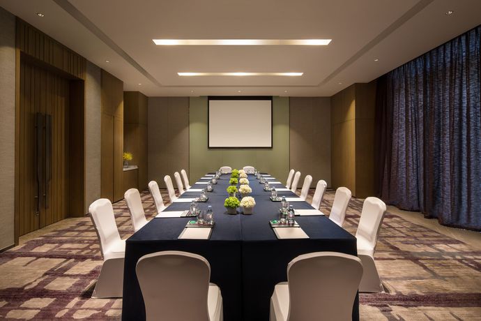 Imagen de los interiores del Hotel Crowne Plaza Qingdao Oriental Movie Metropolis, An Ihg. Foto 12