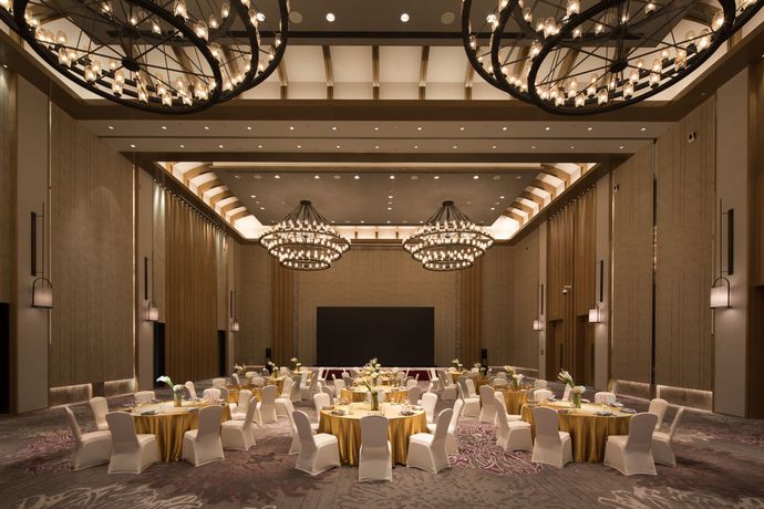 Imagen de los interiores del Hotel Crowne Plaza Qingdao Oriental Movie Metropolis, An Ihg. Foto 13