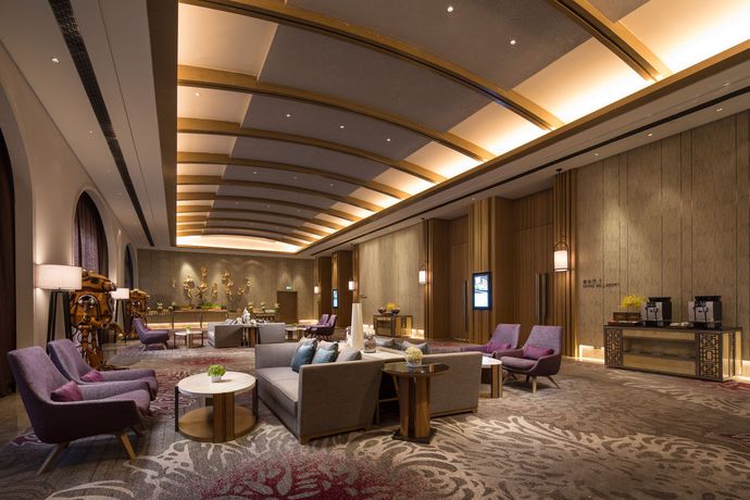 Imagen de los interiores del Hotel Crowne Plaza Qingdao Oriental Movie Metropolis, An Ihg. Foto 15